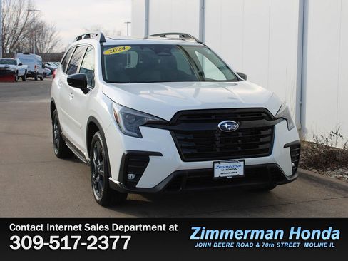 Used 2024 Subaru Ascent Onyx Edition image 3