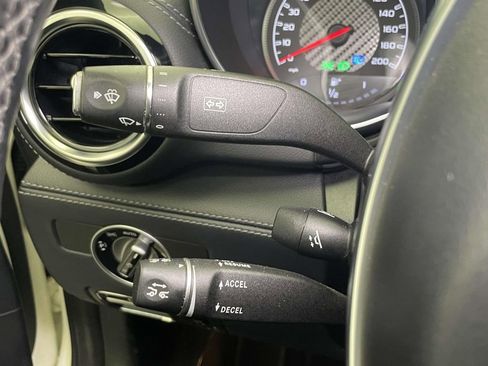 Used 2018 Mercedes-Benz AMG GT Roadster image 35