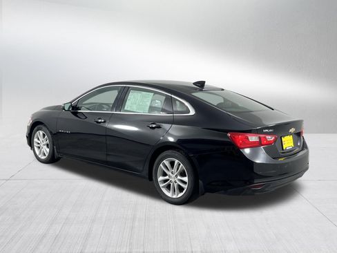 Used 2017 Chevrolet Malibu LT FWD image 5