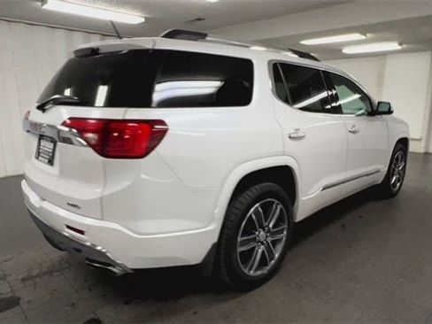 Certified 2017 GMC Acadia Denali w/ Technology Package image 8