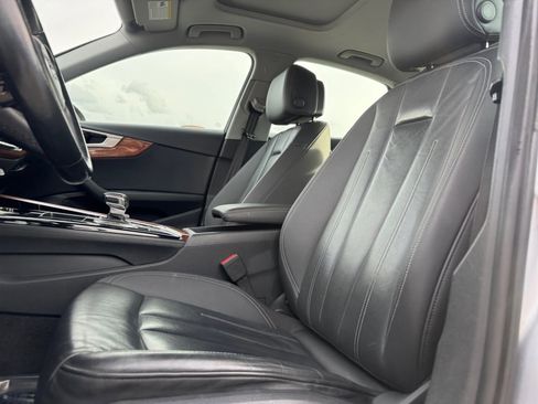 Used 2023 Audi A4 2.0T Premium w/ Convenience Package image 17