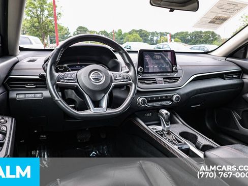 Used 2022 Nissan Altima 2.5 SR w/ Midnight Edition Package FWD image 27