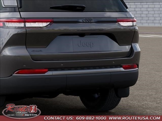 New 2026 Jeep Grand Cherokee Altitude AWD/4WD image 14