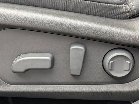 New 2026 Subaru Outback Limited image 21