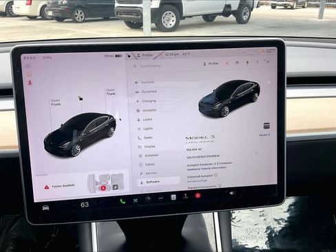Used 2018 Tesla Model 3 Long Range image 25