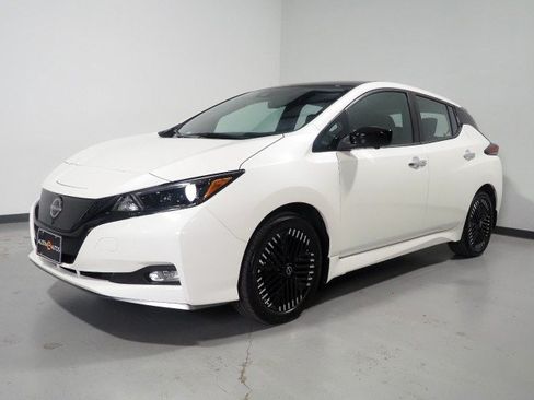Used 2024 Nissan Leaf SV Plus FWD image 9