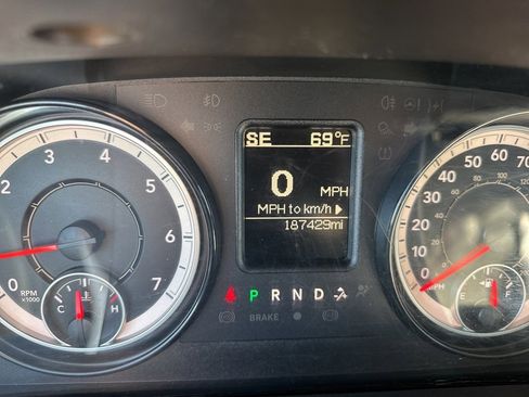 Used 2018 RAM 1500 Classic SLT image 14