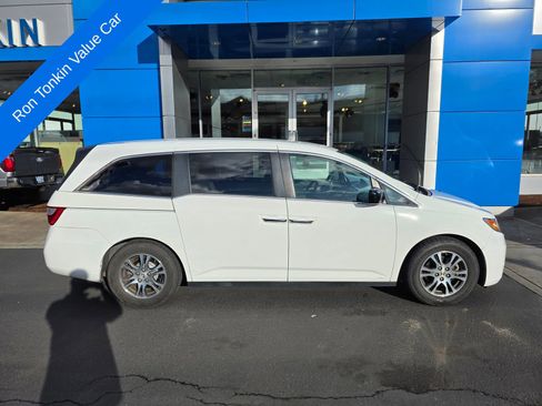 Used 2013 Honda Odyssey EX image 4