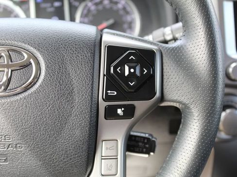 Used 2022 Toyota 4Runner TRD Sport AWD/4WD image 16
