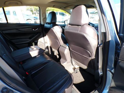 Used 2018 Subaru Impreza 2.0i Limited w/ 50th Anniversary Edition AWD/4WD image 28