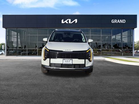 New 2026 Kia Sportage EX image 3