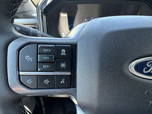 New 2026 Ford F250 Lariat w/ Black Appearance Package AWD/4WD image 27