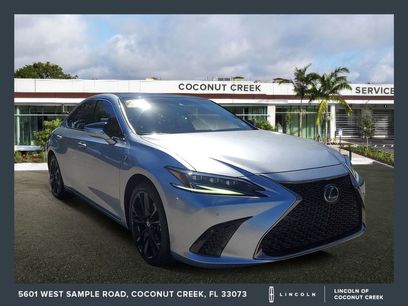 Used 2022 Lexus ES 350 F Sport w/ Accessory Package 2
