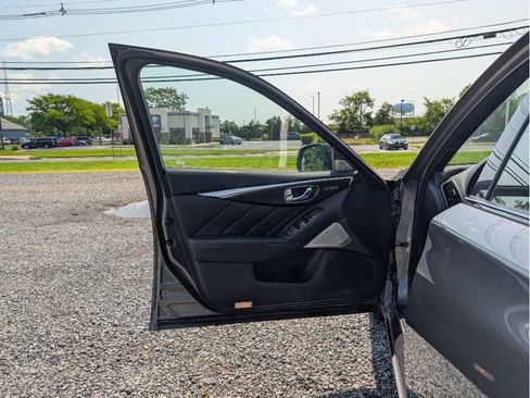 Used 2023 INFINITI Q50 Sensory AWD/4WD image 10