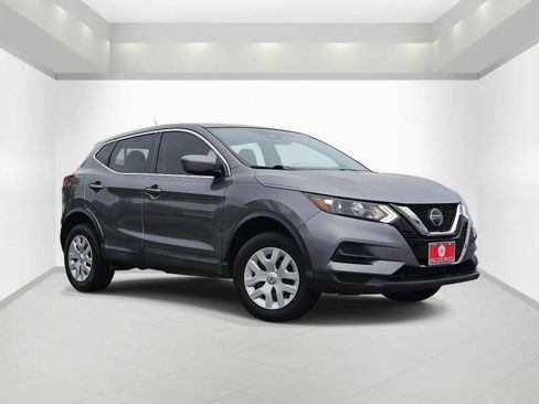 Used 2020 Nissan Rogue Sport S FWD image 1