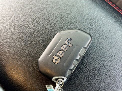 Used 2020 Jeep Wrangler Unlimited Rubicon image 39