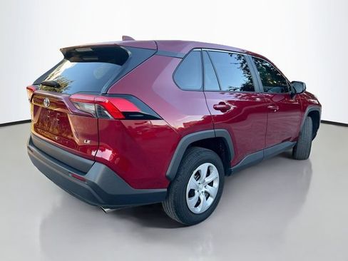 Used 2024 Toyota RAV4 LE FWD image 8