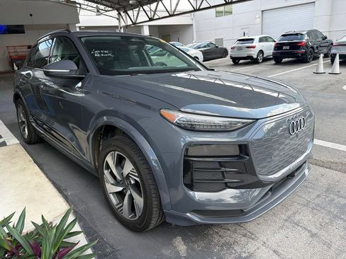Certified 2025 Audi Q6 e-tron Premium Plus w/ Premium Plus AWD/4WD image 1