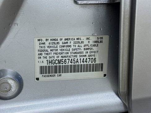 Used 2005 Honda Accord EX image 32