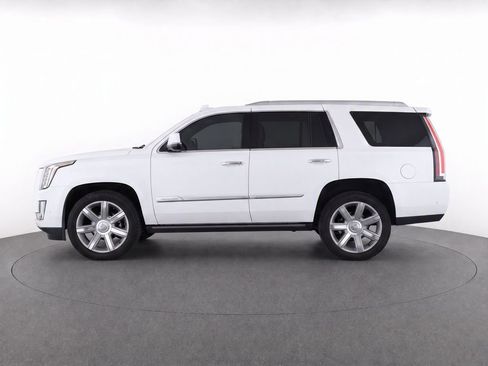 Used 2019 Cadillac Escalade Premium Luxury AWD/4WD image 6