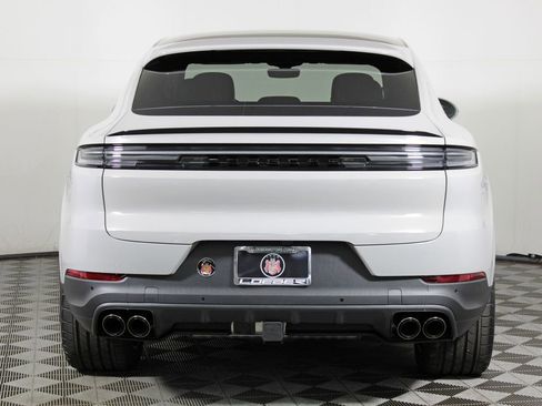 Used 2026 Porsche Cayenne Coupe image 6