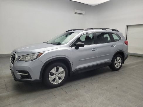 Used 2019 Subaru Ascent 8-Passenger AWD/4WD image 2