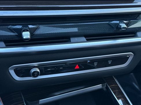 Used 2025 BMW X5 xDrive40i image 22