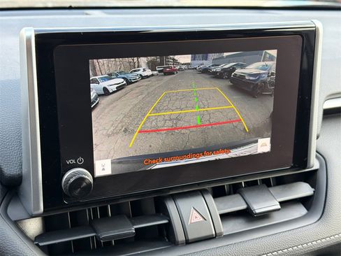 Used 2023 Toyota RAV4 LE image 27