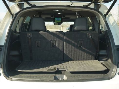 Used 2019 Honda Pilot Touring image 19