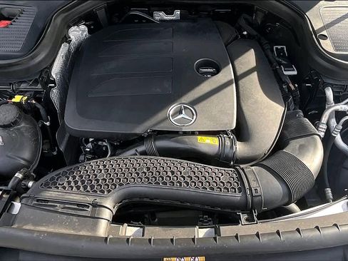 Certified 2022 Mercedes-Benz GLC 300 image 31