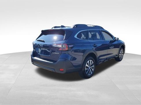 Used 2025 Subaru Outback Premium w/ Popular Package #1A AWD/4WD image 4