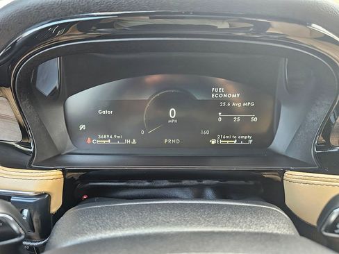 Used 2020 Lincoln Corsair Reserve w/ Equipment Group 202A image 24