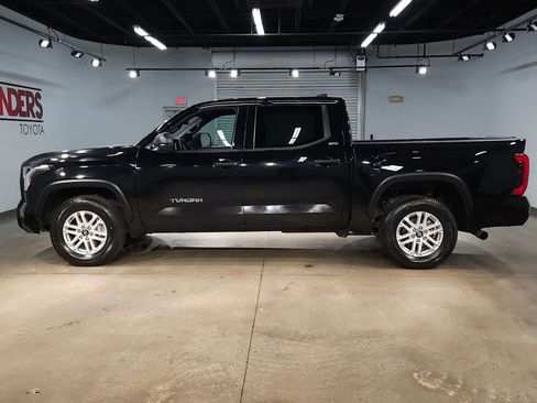 Used 2025 Toyota Tundra SR5 RWD image 4