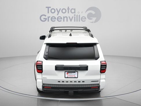 Used 2025 Toyota 4Runner 4WD image 13