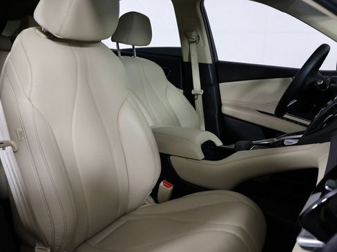 Used 2024 Acura RDX SH-AWD image 29