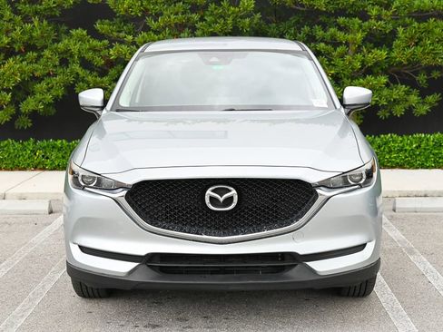 Used 2017 MAZDA CX-5 Touring image 2