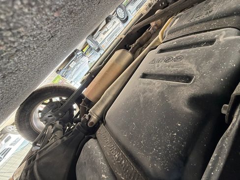 Used 2017 GMC Yukon SLT w/ Open Road Package image 34