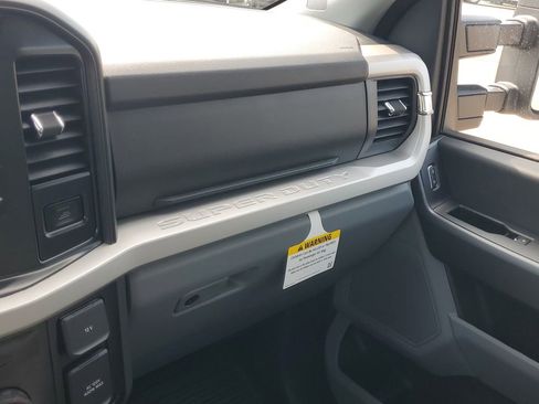 New 2025 Ford F350 XLT w/ FX4 Off-Road Package image 29