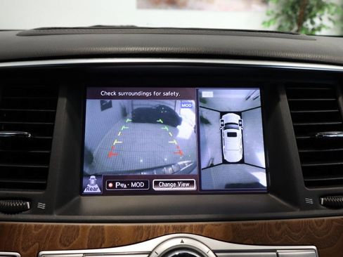 Used 2017 INFINITI QX80 Limited AWD/4WD image 22