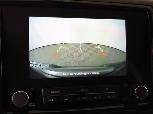 Used 2022 Nissan Frontier SV image 41