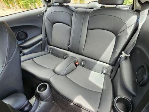 Used 2017 MINI Cooper S FWD image 26