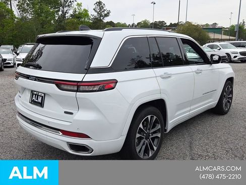 Used 2023 Jeep Grand Cherokee Overland AWD/4WD image 16