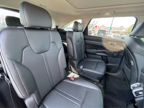 Used 2023 Kia Sorento X-Line EX image 24