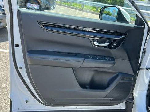 Used 2023 Honda CR-V EX-L image 9