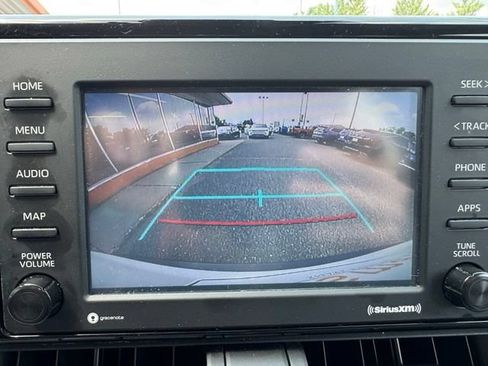 Used 2021 Toyota RAV4 XLE w/ XLE Grade Weather Package AWD/4WD image 20