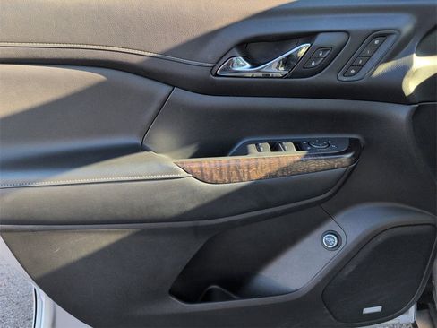 Used 2020 GMC Acadia Denali w/ Trailering Package image 11