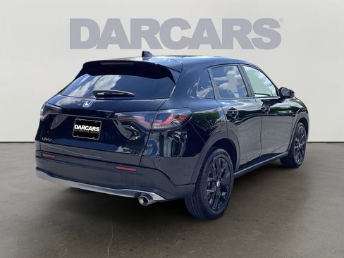 Used 2025 Honda HR-V Sport image 7