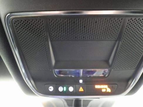 Used 2024 Chevrolet Blazer EV RS image 20