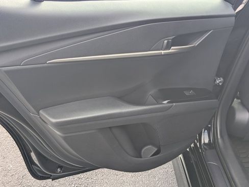 Used 2025 Toyota Camry SE image 18