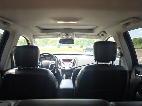Used 2011 GMC Terrain SLT FWD image 13